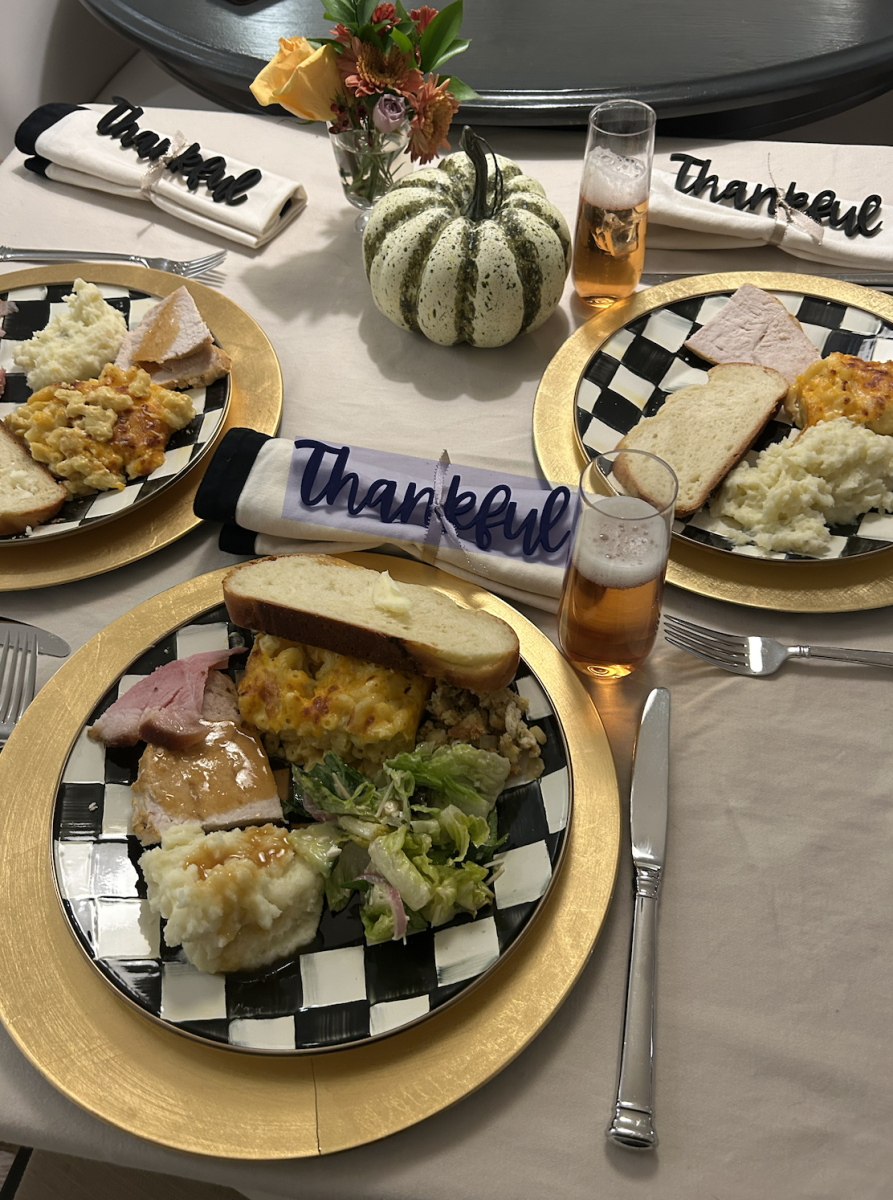 An example of a CHS students Friendsgiving table